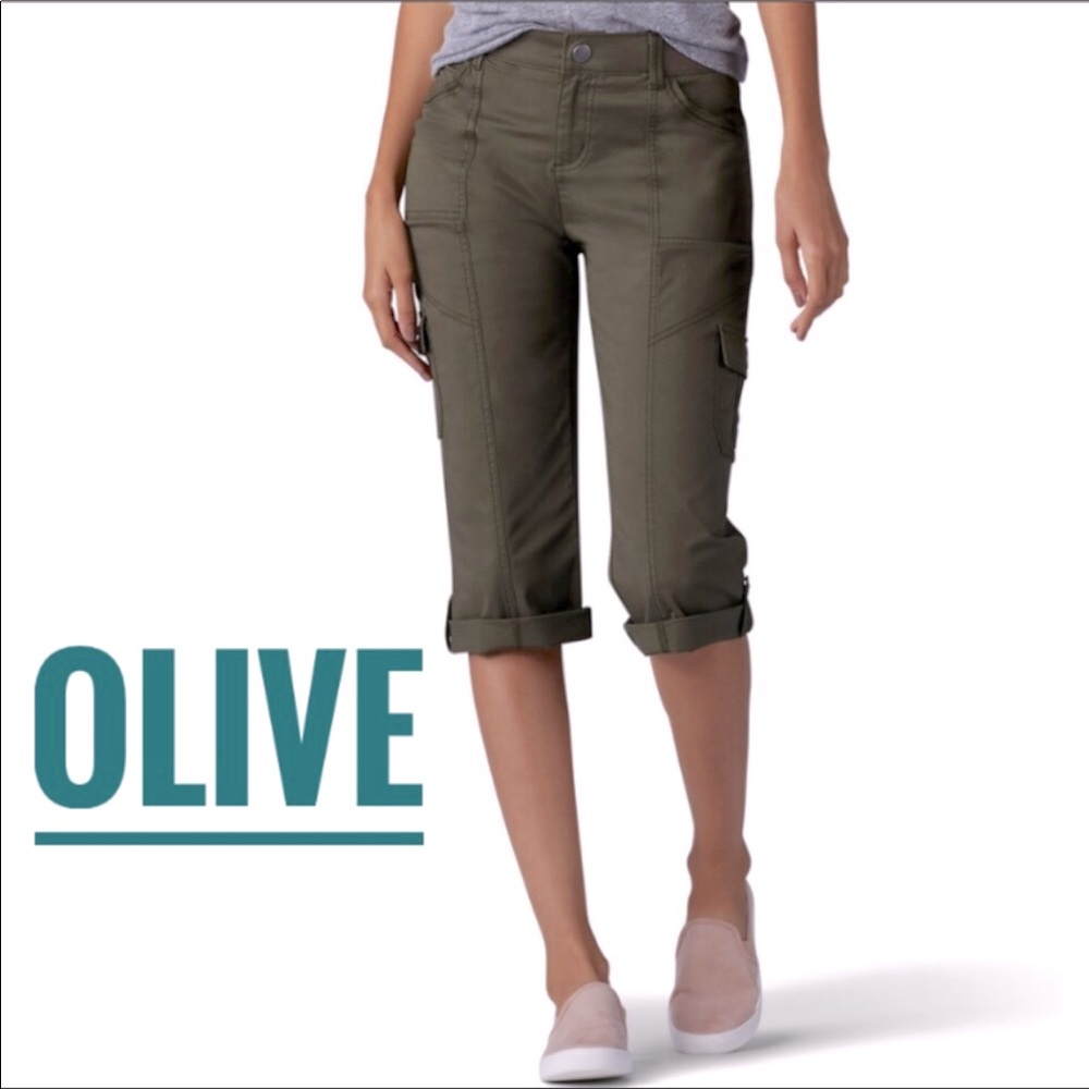 Lee Cargo Capri pants SZ 18
